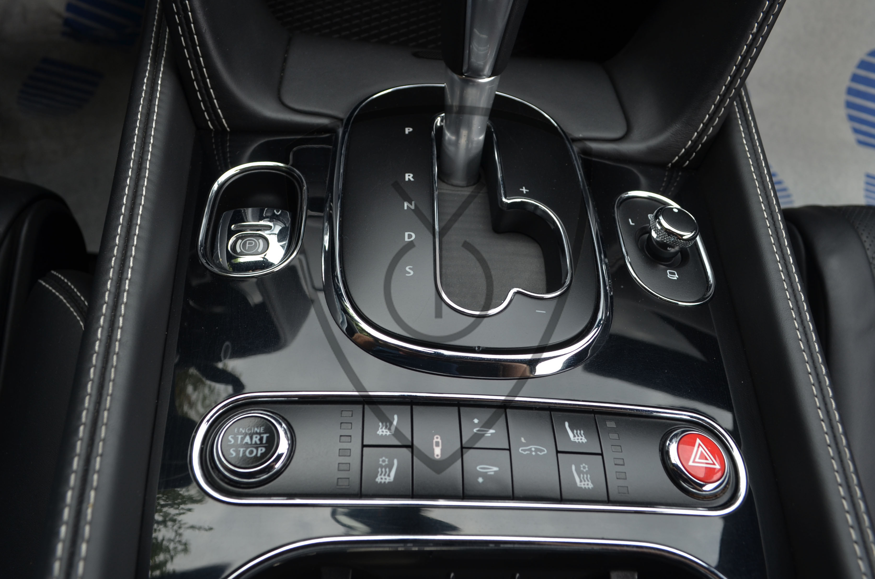 BENTLEY CONTINENTAL — image 2